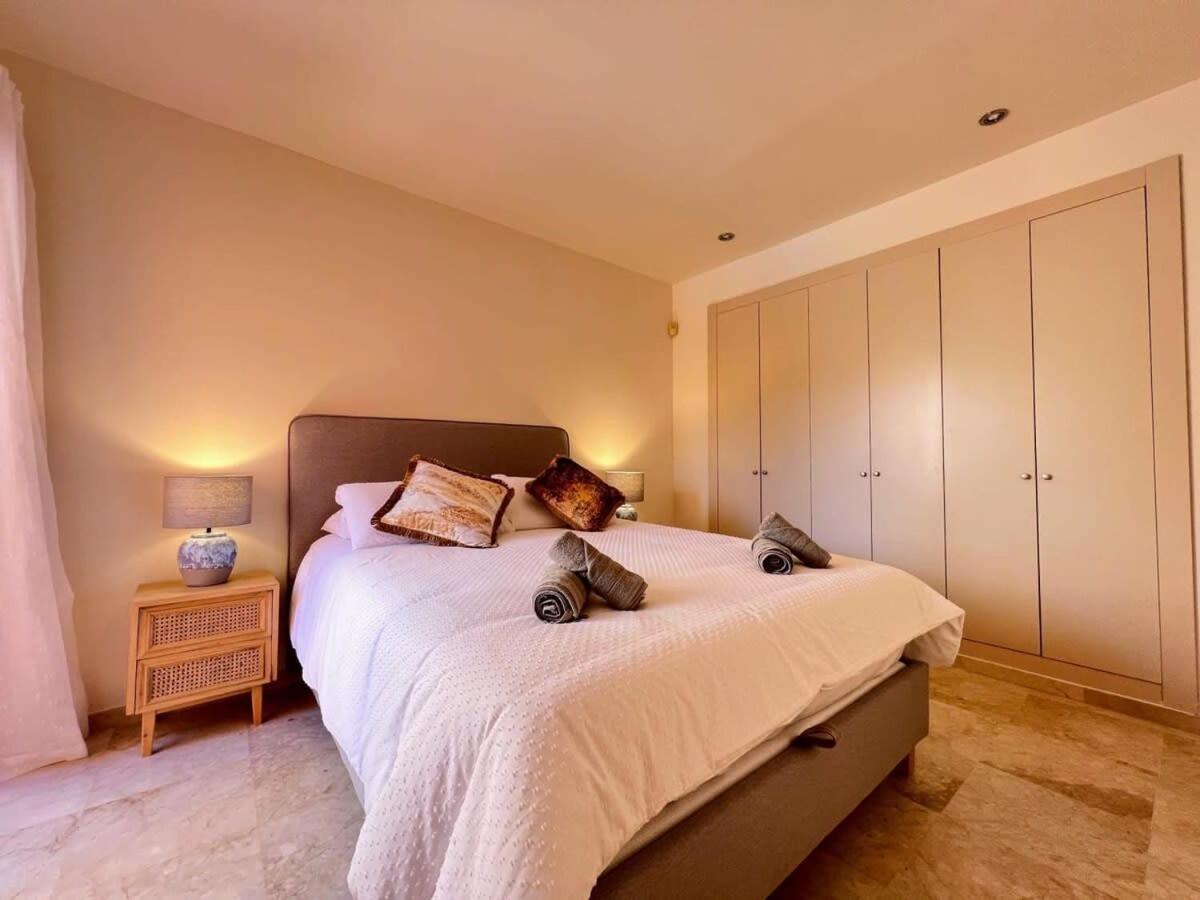 Modern 2 Bedroom Beachside Apartment Nr72 Los Alcázares Dış mekan fotoğraf