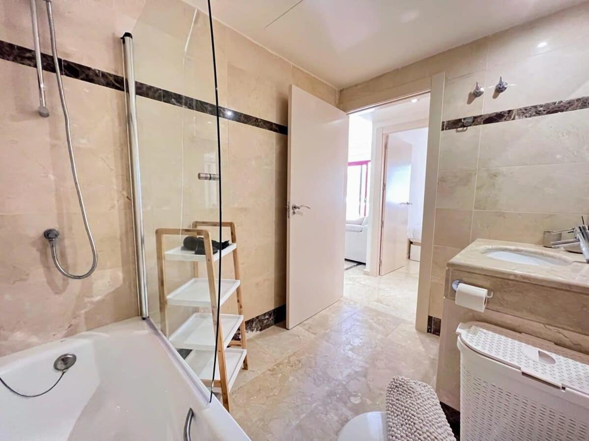 Modern 2 Bedroom Beachside Apartment Nr72 Los Alcázares Dış mekan fotoğraf