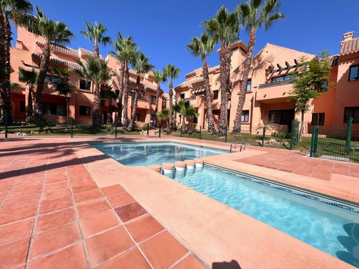Modern 2 Bedroom Beachside Apartment Nr72 Los Alcázares Dış mekan fotoğraf