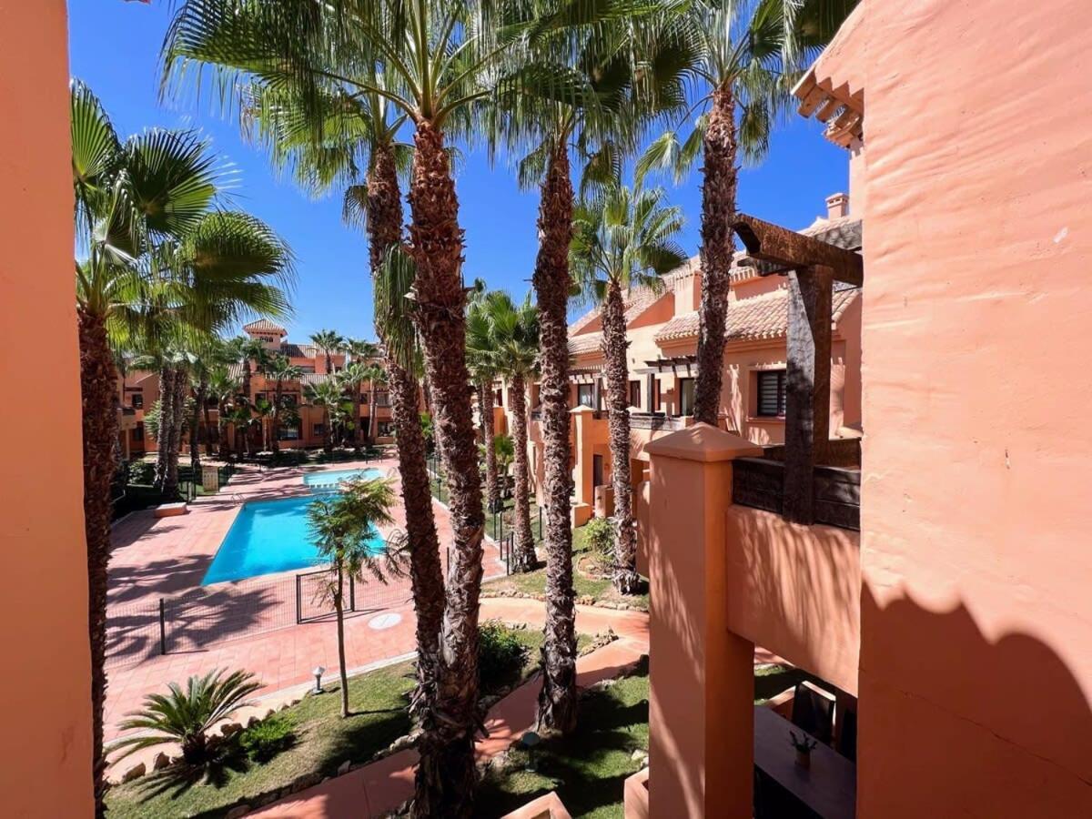 Modern 2 Bedroom Beachside Apartment Nr72 Los Alcázares Dış mekan fotoğraf